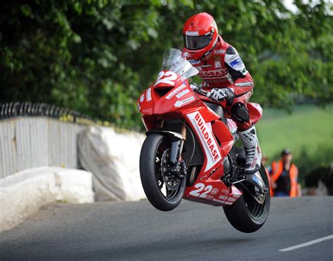 Tourist Trophy: A Deep Dive into Motorcycle Racing Nirvana!